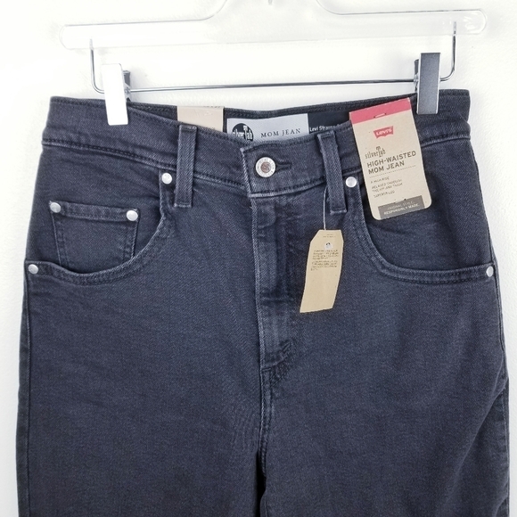 Levi's SilverTab High-Waisted Mom Jeans A36990001 Black NWT size 28x27 - Picture 5 of 10
